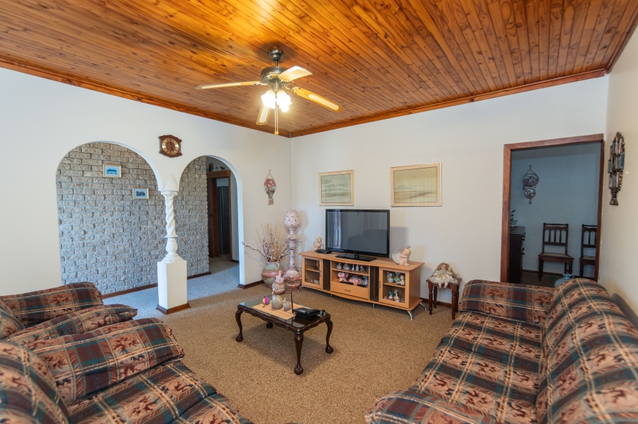 3 Bedroom Property for Sale in Strelitzia Park Eastern Cape
